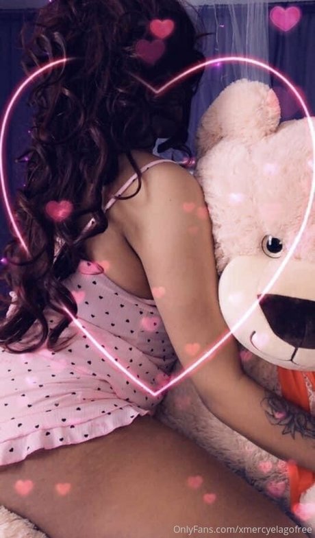 Naakte gelekte OnlyFans-foto van Xmercyelagofree