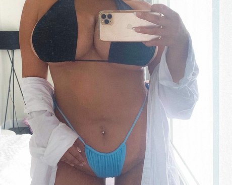 Chloe C