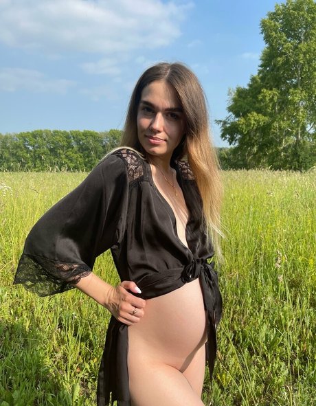 Naakte gelekte OnlyFans-foto van Lovelygirlliza