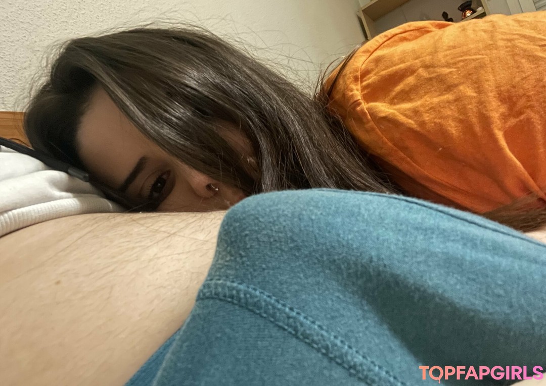 Naakte gelekte OnlyFans-foto van Madelinerosess #12 Naakte gelekte OnlyFans-foto van Madelinerosess #12