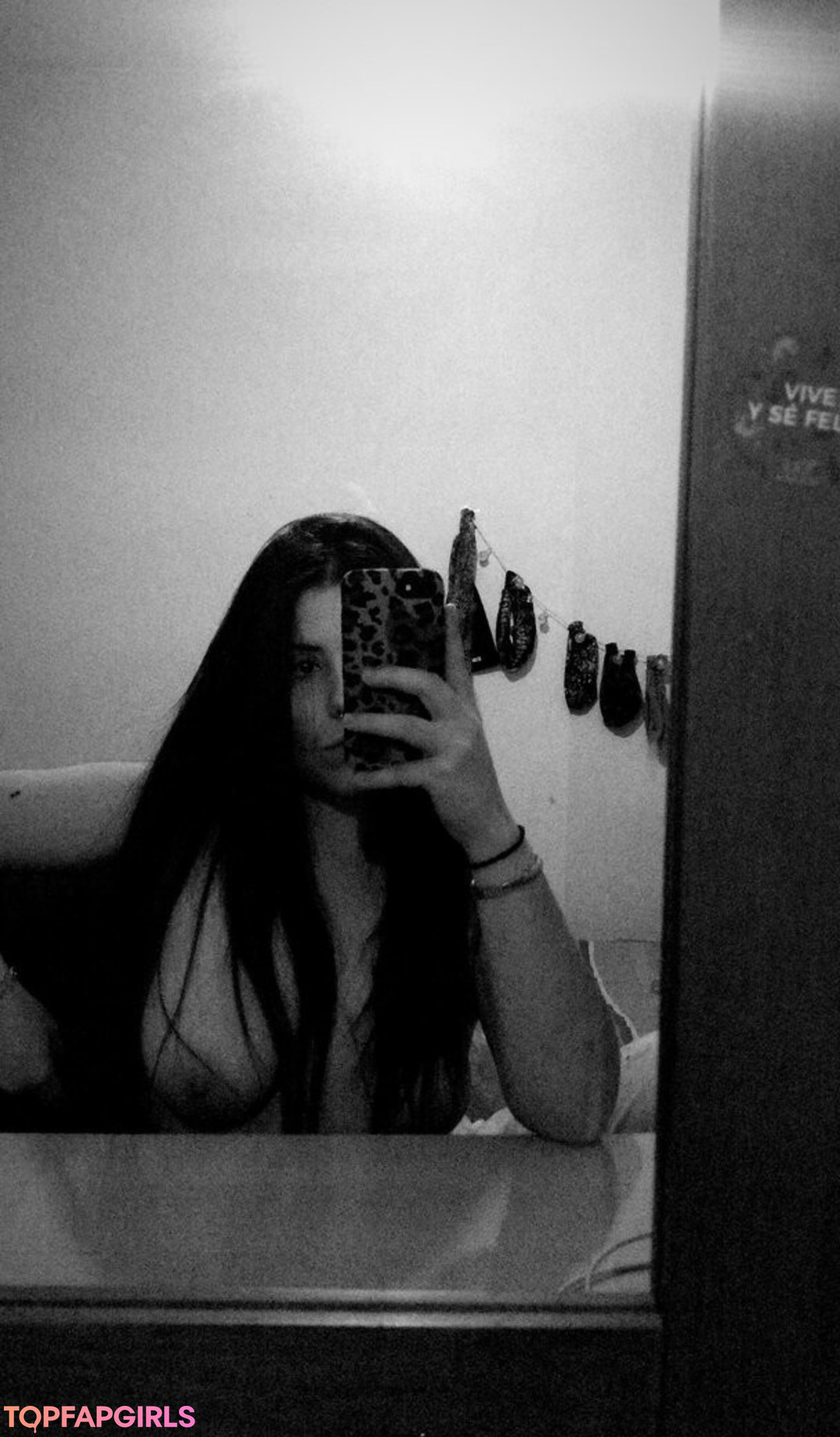 Naakte gelekte OnlyFans-foto van Madelinerosess #9 Naakte gelekte OnlyFans-foto van Madelinerosess #9