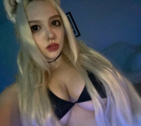 Naakte gelekte OnlyFans-foto van Milenapretty