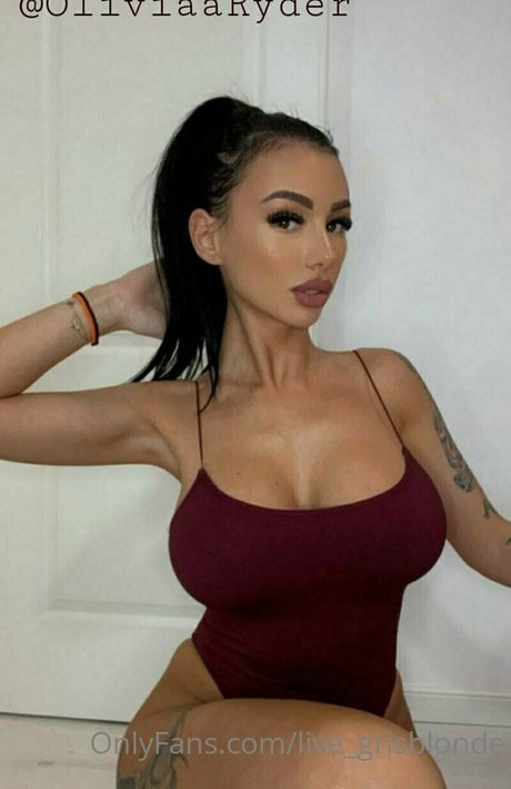 Naakte gelekte OnlyFans-foto van Livegrisblonde