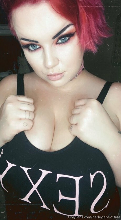 Naakte gelekte OnlyFans-foto van Harleyjane21free