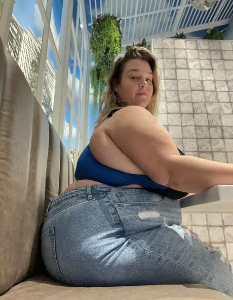 Naakte gelekte OnlyFans-foto van Brittneyblisss