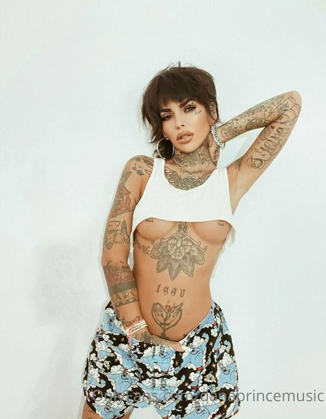 Naakte gelekte OnlyFans-foto van Danaprince