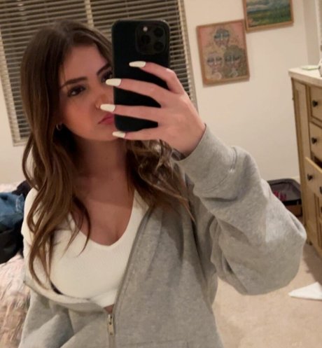 Lexy Kolker