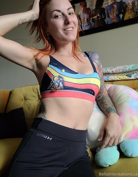 Naakte gelekte OnlyFans-foto van Bellatrix