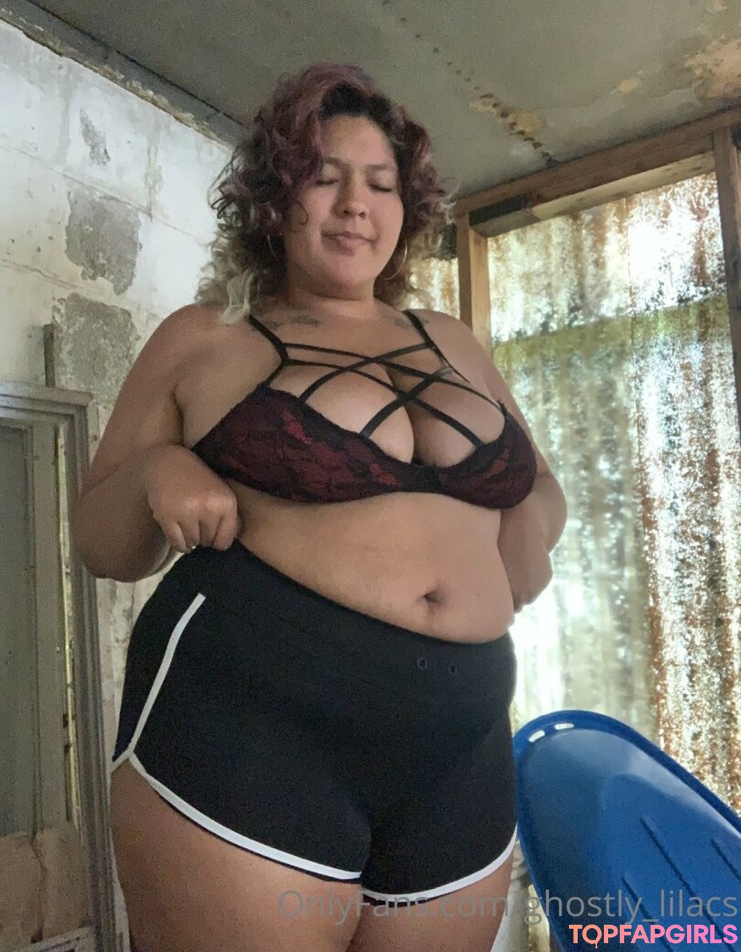 Naakte gelekte OnlyFans-foto van Ghostlylilacs #67 Naakte gelekte OnlyFans-foto van Ghostlylilacs #67