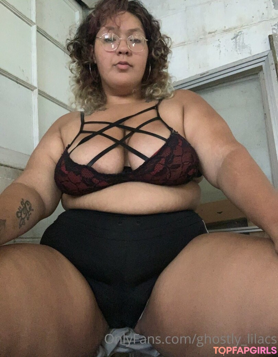 Naakte gelekte OnlyFans-foto van Ghostlylilacs #71 Naakte gelekte OnlyFans-foto van Ghostlylilacs #71