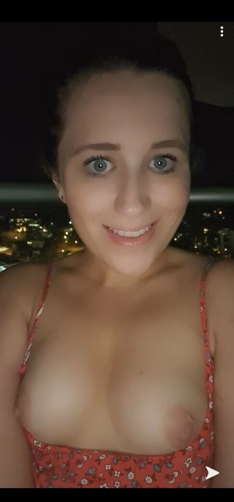 Naakte gelekte OnlyFans-foto van Bootylicious01