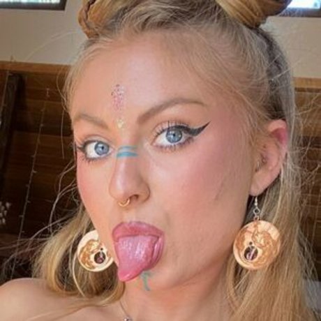 Naakte gelekte OnlyFans-foto van Sunkitty