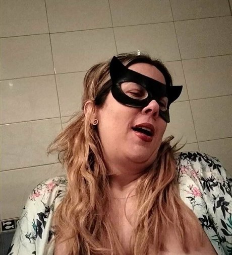 Naakte gelekte OnlyFans-foto van Ladycurvy46