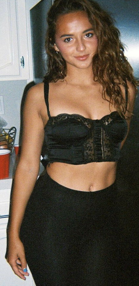Naakte gelekte OnlyFans-foto van Calista Reyes