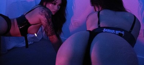Naakte gelekte OnlyFans-foto van Babysaz