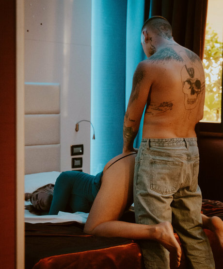Naakte gelekte OnlyFans-foto van Leragazzedivatuttobene