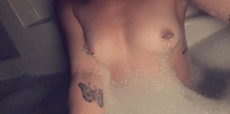 Naakte gelekte OnlyFans-foto van Lexiii0126