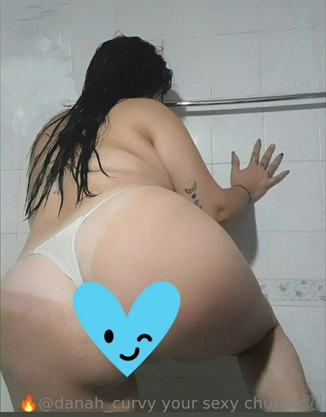 Naakte gelekte OnlyFans-foto van Danahcurvy
