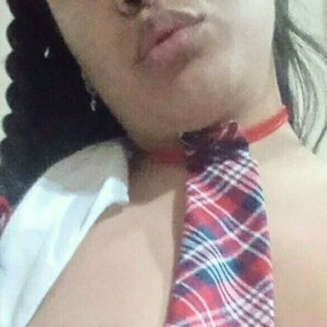 Naakte gelekte OnlyFans-foto van Candymegan