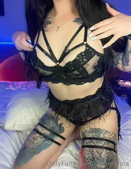 Naakte gelekte OnlyFans-foto van Stonemlina