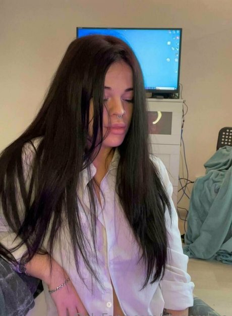 Naakte gelekte OnlyFans-foto van Stonemlina
