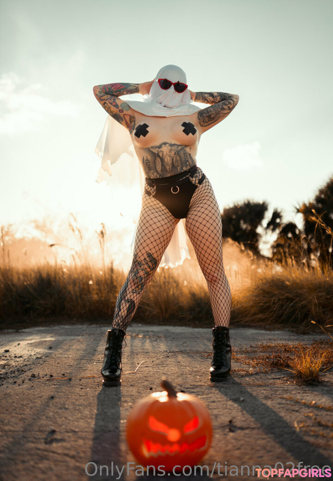 Naakte gelekte OnlyFans-foto van Tianna02free #82 Naakte gelekte OnlyFans-foto van Tianna02free #82