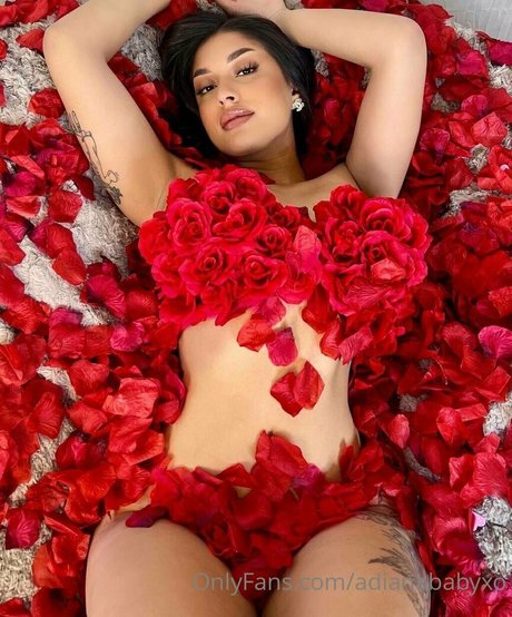 Naakte gelekte OnlyFans-foto van Leximami