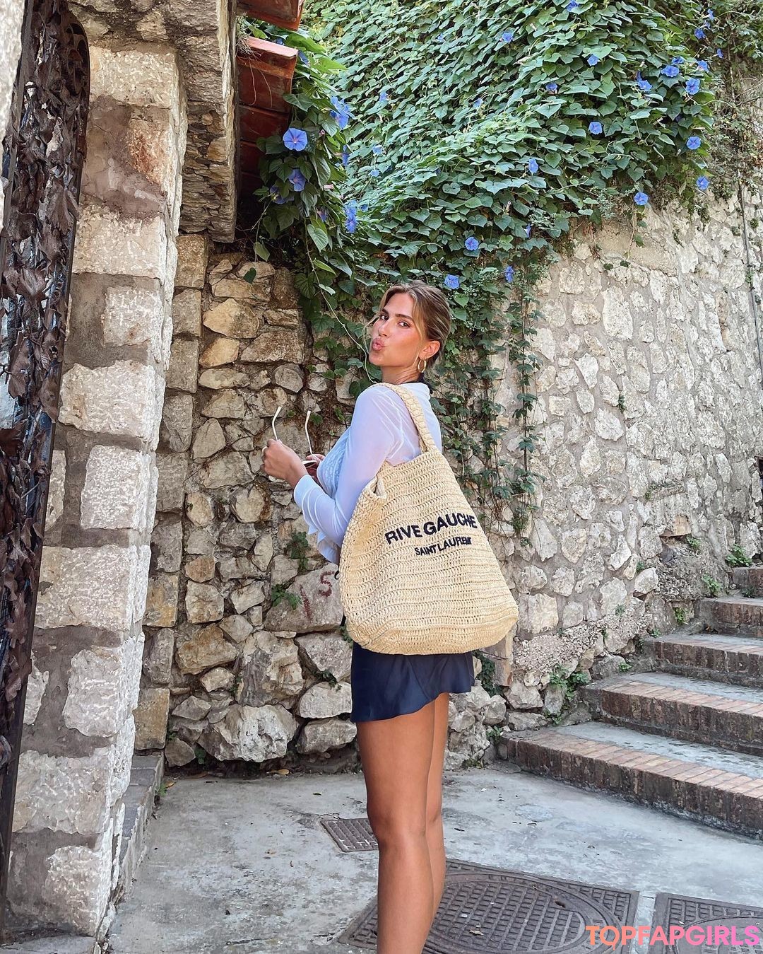 Naakte gelekte OnlyFans-foto van Kara Del Toro #1994