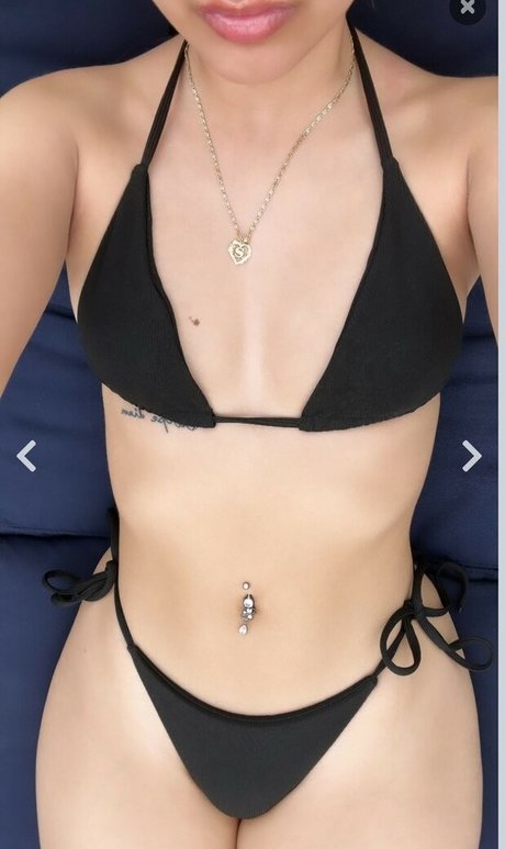 Naakte gelekte OnlyFans-foto van Hzsamantha