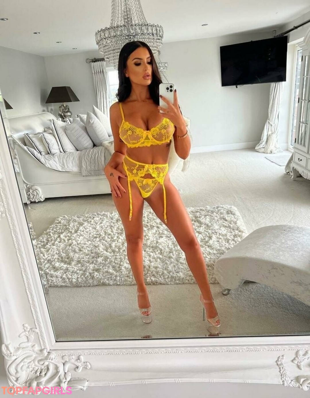 Naakte gelekte OnlyFans-foto van Misshannahnicoleee #1201
