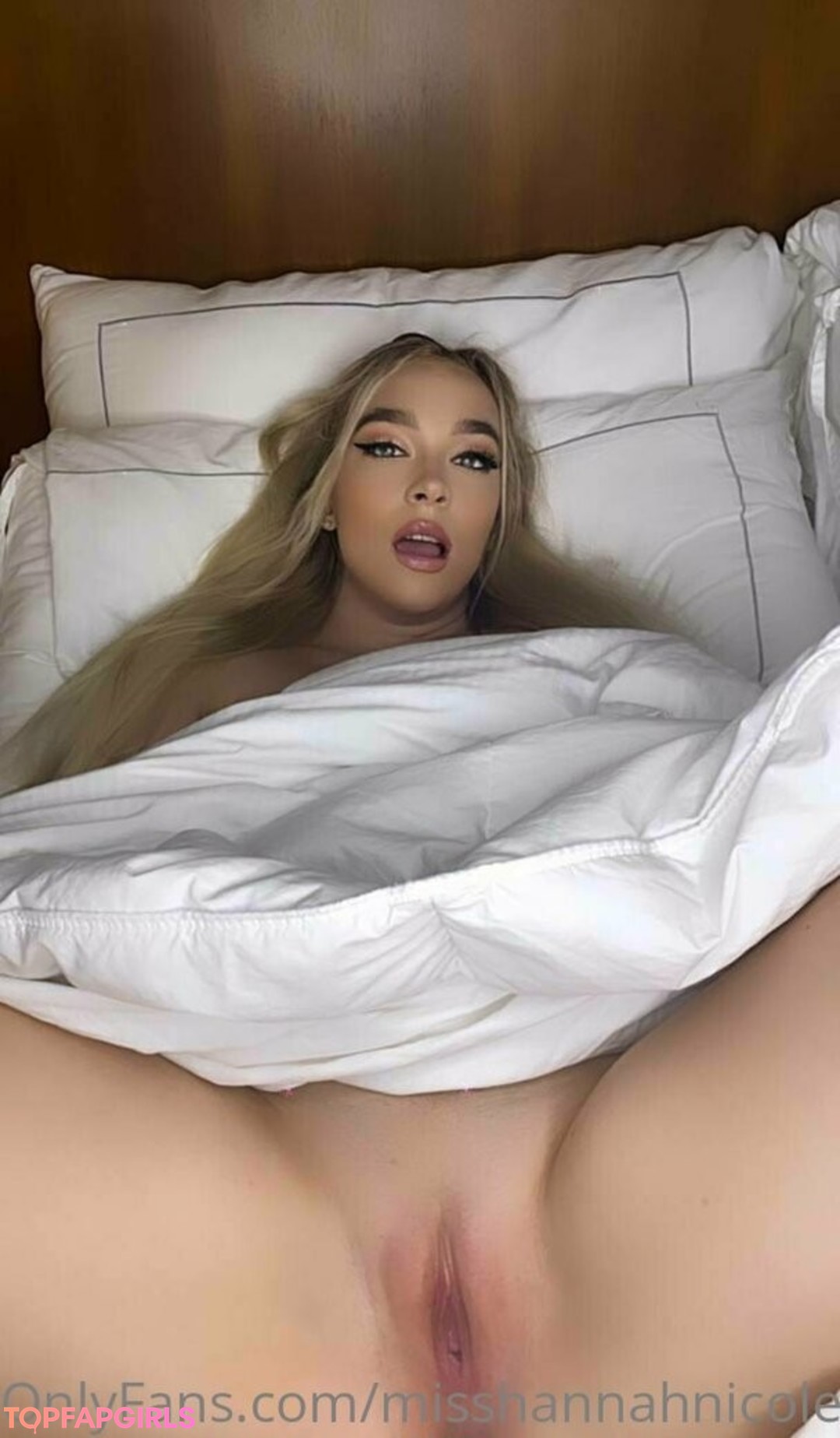 Naakte gelekte OnlyFans-foto van Misshannahnicoleee #1207