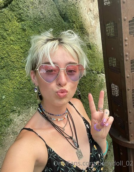 Naakte gelekte OnlyFans-foto van Babydoll02