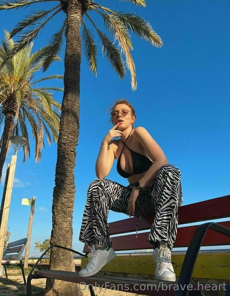 Naakte gelekte OnlyFans-foto van Bbonfire