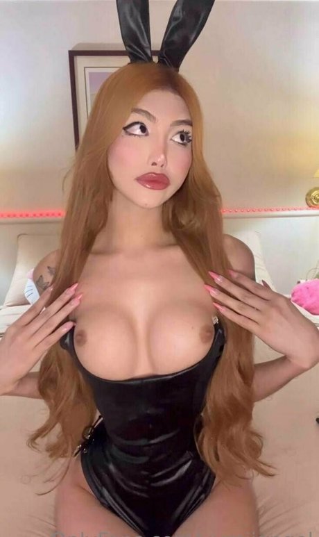 Naakte gelekte OnlyFans-foto van Yumiiangel