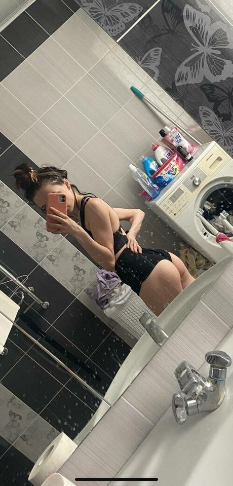 Naakte gelekte OnlyFans-foto van Fasoollka