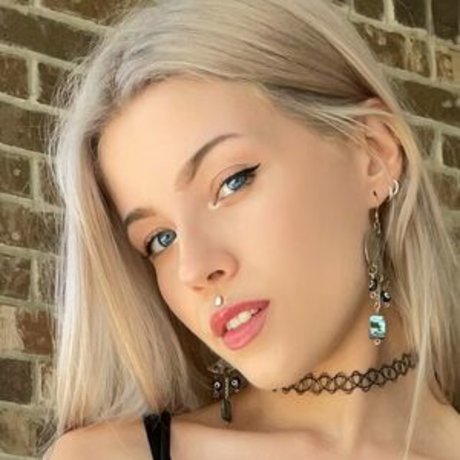 Naakte gelekte OnlyFans-foto van Stasiavip