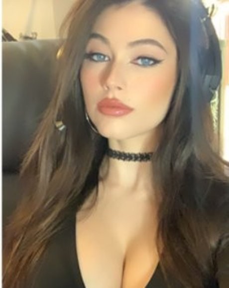 Naakte gelekte OnlyFans-foto van Jadethejaguar