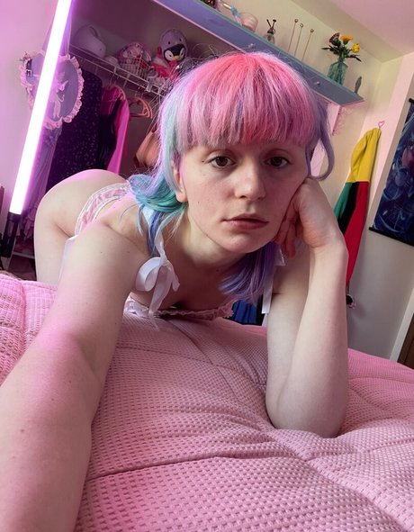 Naakte gelekte OnlyFans-foto van Tweetney
