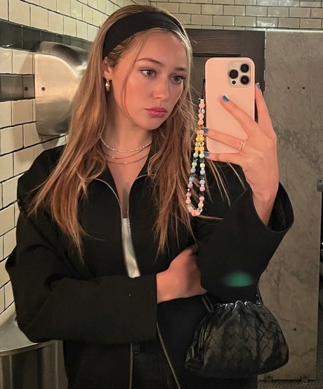 Alycia Debnam Carey
