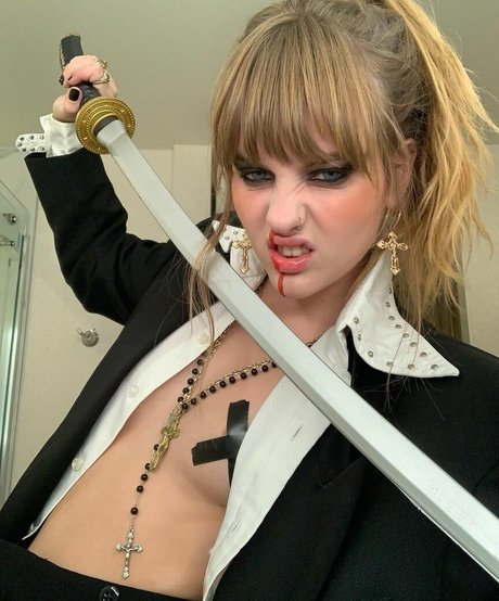 Naakte gelekte OnlyFans-foto van Victoria De Angelis