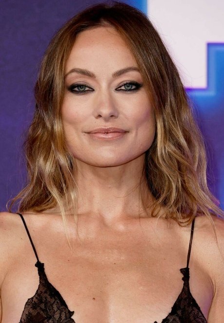 Naakte gelekte OnlyFans-foto van Olivia Wilde