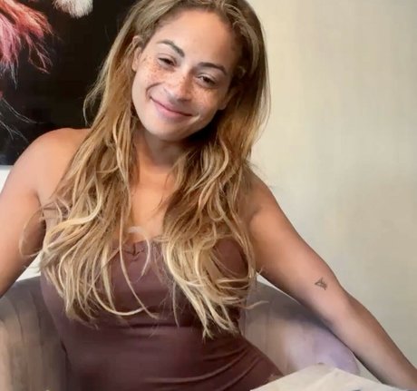 Kayla Braxton