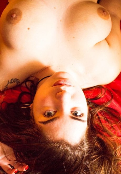 Naakte gelekte OnlyFans-foto van Bianca Adami