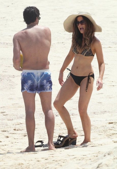Naakte gelekte OnlyFans-foto van Kate Beckinsale