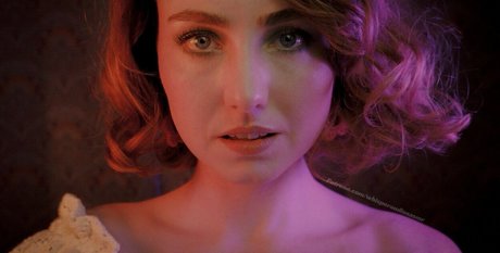 Naakte gelekte OnlyFans-foto van Whisperaudios Asmr