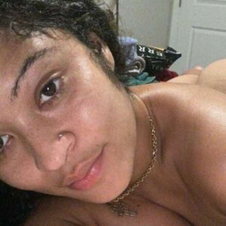 Skygoddessdivine