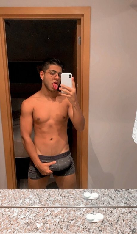 Naakte gelekte OnlyFans-foto van Marciomendes