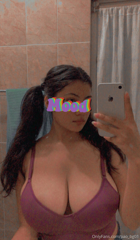 Naakte gelekte OnlyFans-foto van Paobg01