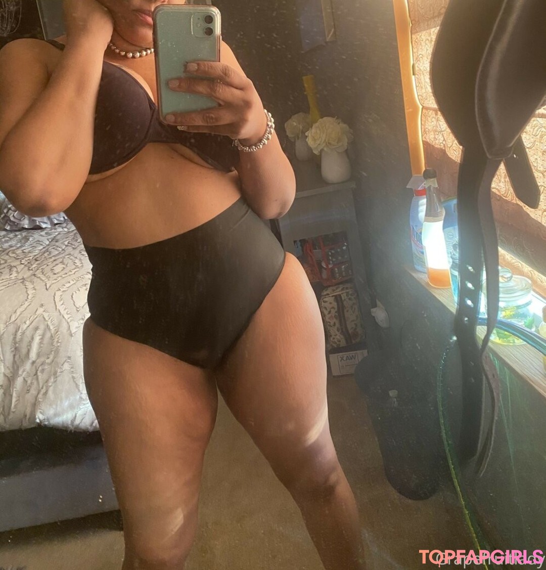 Naakte gelekte OnlyFans-foto van Grapefruitlady #4 Naakte gelekte OnlyFans-foto van Grapefruitlady #4