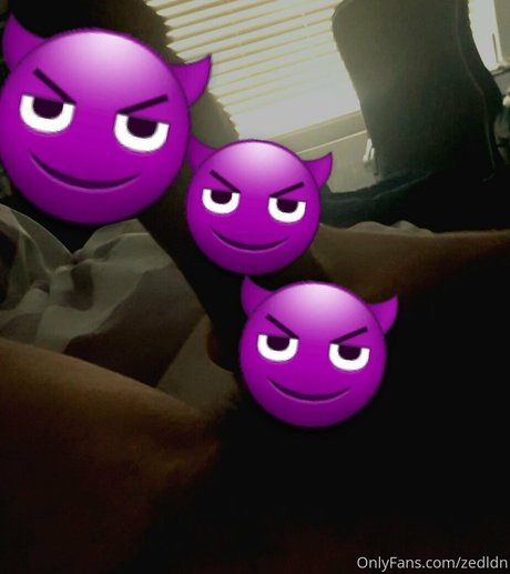 Naakte gelekte OnlyFans-foto van Zedldn